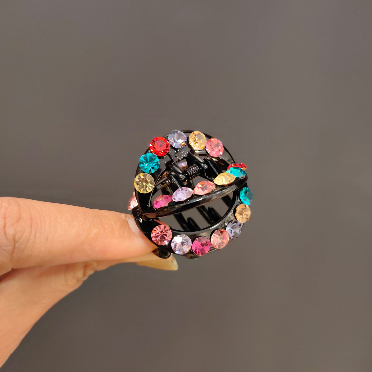 5cm Round Crystal Hair Claw Clip - Elegant Non-Slip Medium Barrette