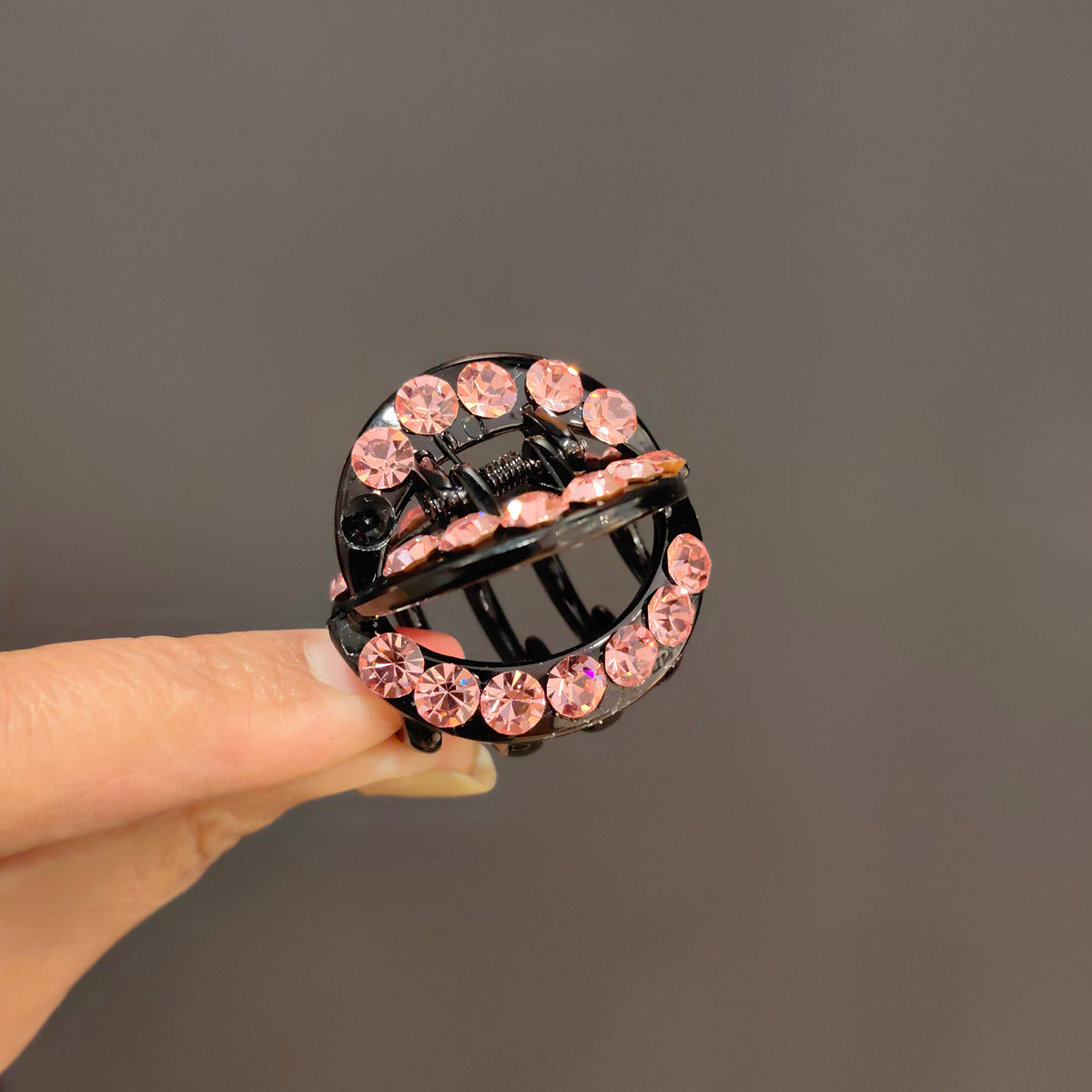 5cm Round Crystal Hair Claw Clip - Elegant Non-Slip Medium Barrette